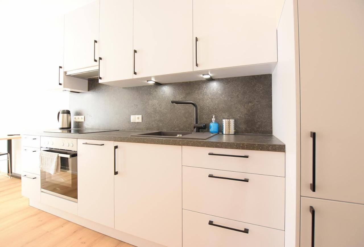 Myquartier Central City Suites Innsbruck Bagian luar foto