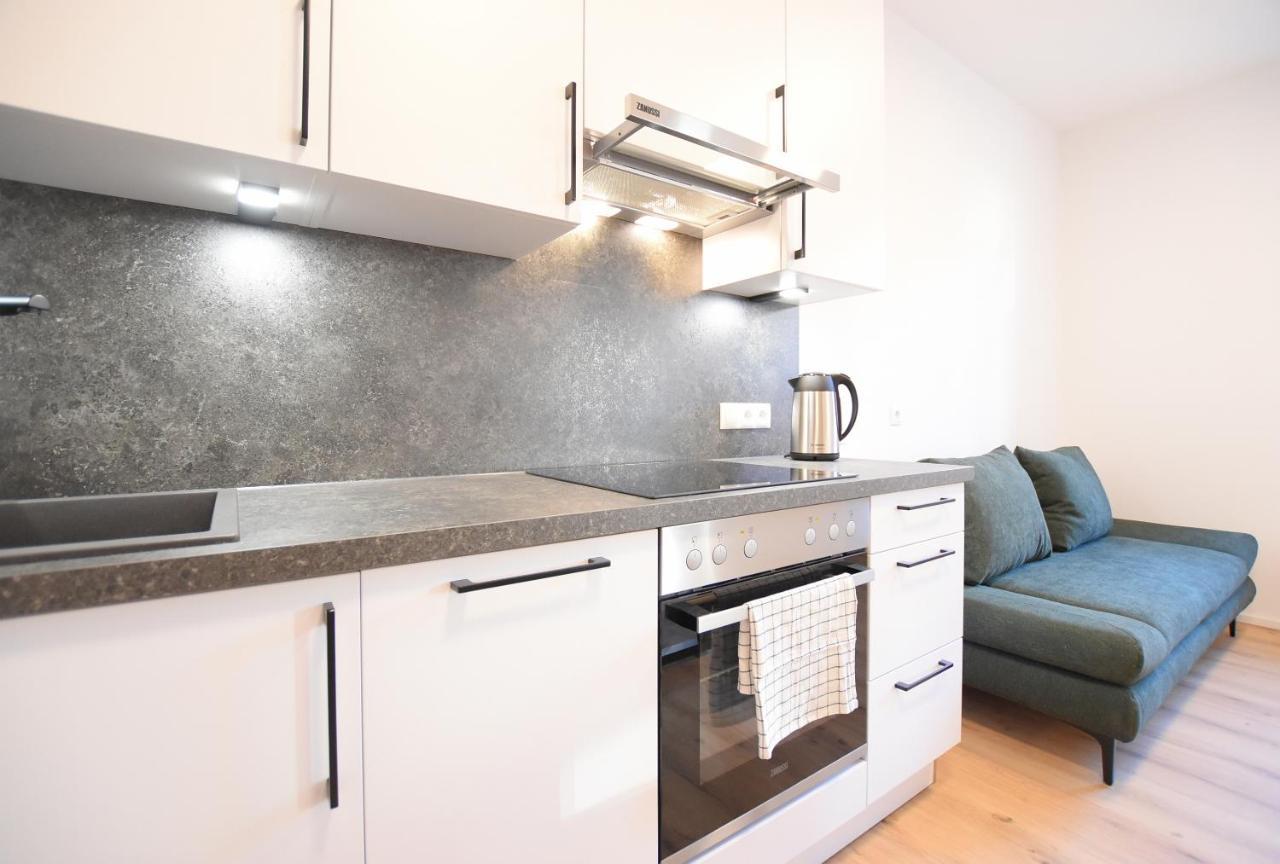 Myquartier Central City Suites Innsbruck Bagian luar foto