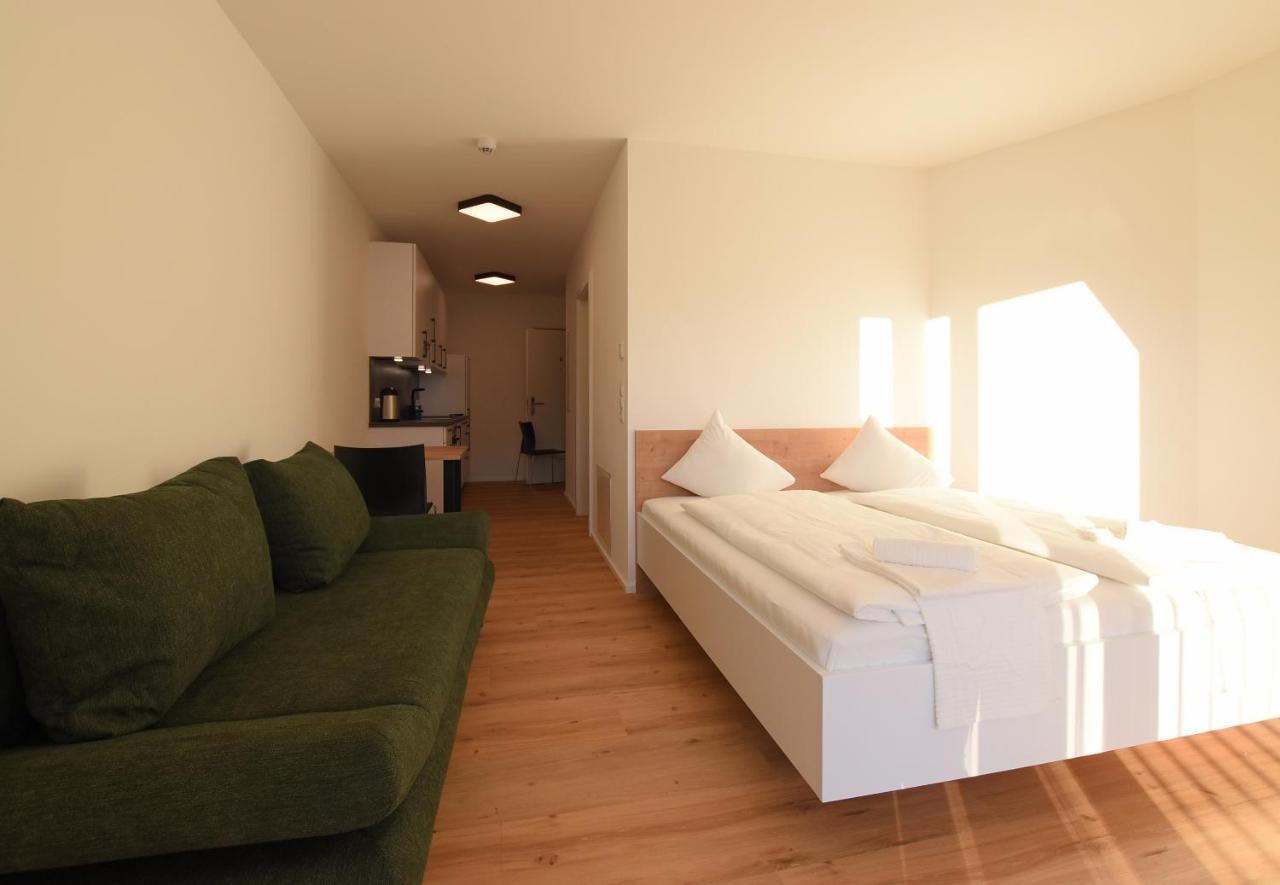 Myquartier Central City Suites Innsbruck Bagian luar foto