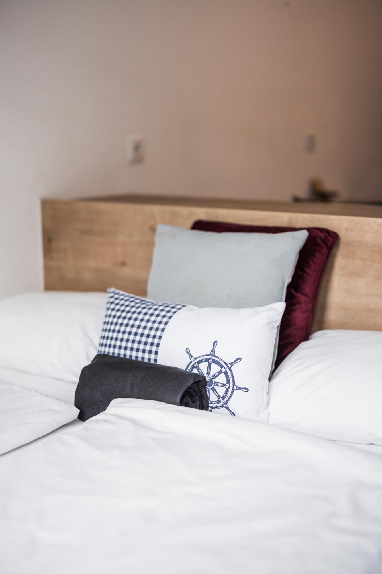 Myquartier Central City Suites Innsbruck Bagian luar foto